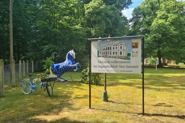 Willkommen im Jugendschloß Neu Sammit