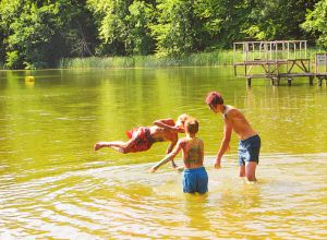 Gruppenunterkunft MV - Prebelower Kinderland - Badespaß am Großen Prebelower See