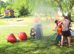 Gruppenunterkunft MV - Prebelower Kinderland - Wasserschlacht