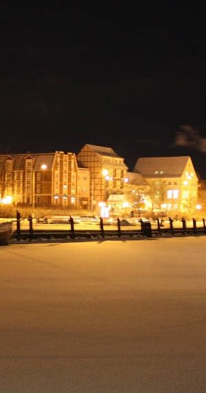 Greifswald bei Nacht im Winter